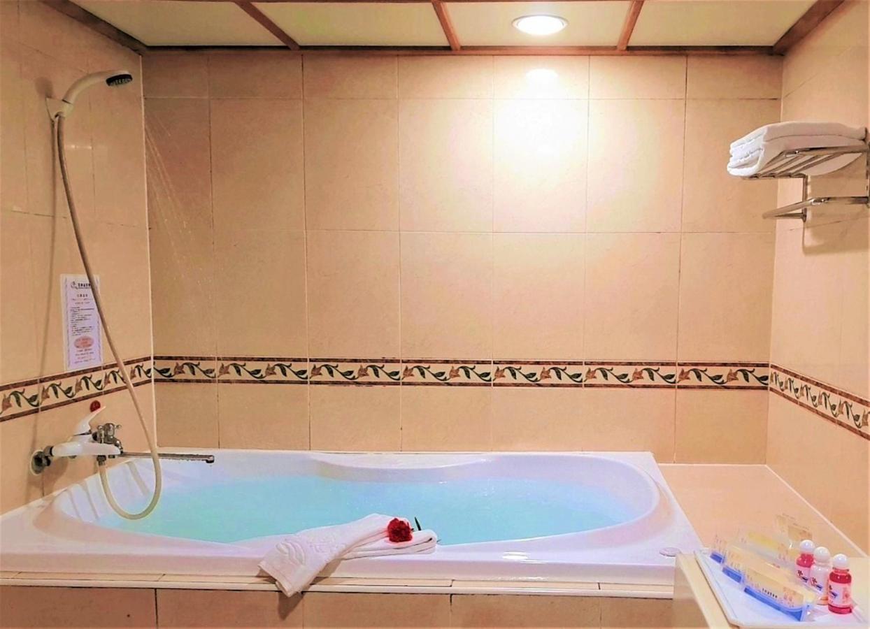 Chyuan Du Spring Resort Taipei Extérieur photo